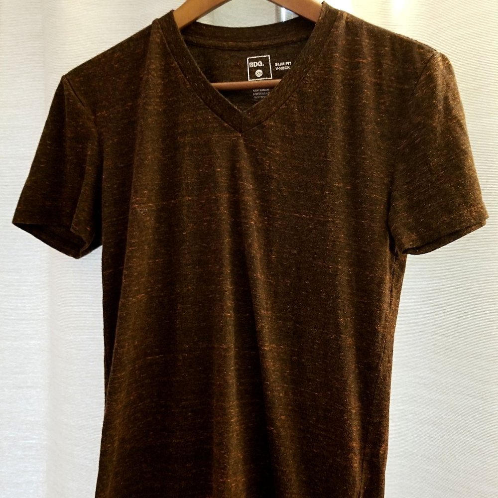 Bdg V-Neck Slim Fit Tee